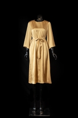 Váy lụa trơn không họa tiết