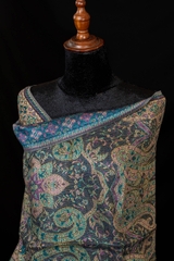 Khăn choàng thủ công họa tiết dân tộc