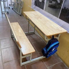 Bàn Học Sinh Liền Ghế Có Tựa Gỗ Tự Nhiên