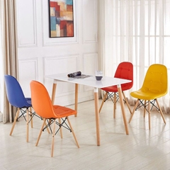 Ghế Eames Da Cúc Chân Gỗ Nhập Khẩu