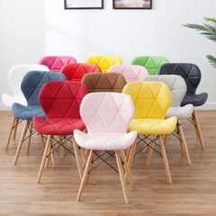 Ghế Eames Kachi Bọc Da Chân Gỗ