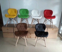 Ghế Eames Kachi Bọc Da Chân Gỗ