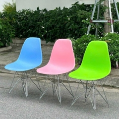 Ghế Eames Nhựa Đúc Chân Sắt