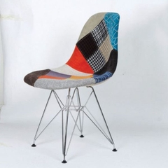 Ghế Eames Nhựa Đúc Thổ Cẩm Chân Sắt