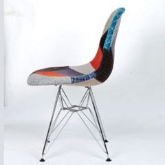 Ghế Eames Nhựa Đúc Thổ Cẩm Chân Sắt