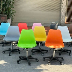 Ghế Văn Phòng Eames Nhựa Đúc Chân Xoay