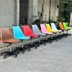 Ghế Văn Phòng Eames Nhựa Đúc Chân Xoay