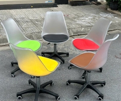 Ghế Văn Phòng Eames Nhựa Trong Suốt Chân Xoay Nhập Khẩu