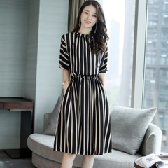 Váy kẻ nữ suông dáng dài tay cánh rơi eo rút Thiết Kế cao cấp phong cách hàn quốc cổ phối màu hiện đại ELY200