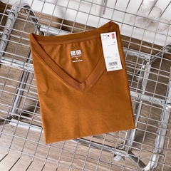 Áo phông nữ ELY trơn cổ tim ngắn tay dáng suông cotton basic đẹp trắng cao cấp, áo  thun nữ cổ V cộc tay đen ELY205