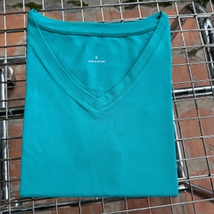 Áo phông nữ ELY trơn cổ tim ngắn tay dáng suông cotton basic đẹp trắng cao cấp, áo  thun nữ cổ V cộc tay đen ELY205