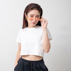 Áo croptop nữ tay ngắn cổ tròn form rộng Ely Fashion kiểu thun suông màu trắng đen hàn quốc trẻ trung ELY214
