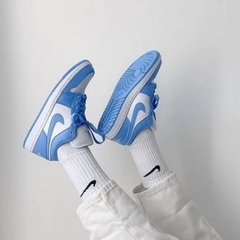 Air Jordan 1 Low UNC