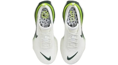 Nike ZoomX Invincible Run Flyknit 3 "Wake Up Pack"