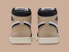 Air Jordan 1 High OG "Latte"