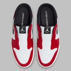 Air Jordan 1 “Chicago” Gets Transformed Into A Slip-On Golf Mule