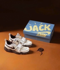 Nike x Travis Scott Zoom Field Jaxx ‘Light Chocolate’