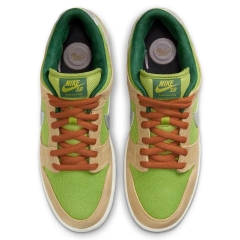 Nike SB Dunk Low Pro Escargot Dinner Plate
