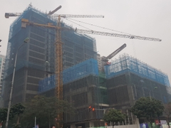 Cần trục tháp