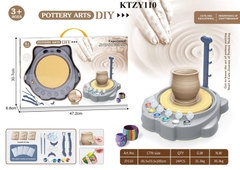 KTZY110 HỘP TRÒ CHƠI MÁY LÀM GỐM CÚ MÈO PIN+ MÀU POTTERY ARTS 47.2X6.8X30.7