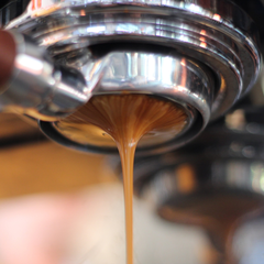 Cà phê BLEND Robusta - Arabica Pha Máy