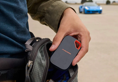 Ổ cứng di động SSD Sandisk Extreme Portable 1TB up to 2000MB/s SDSSDE70-1T00-G25 - Bảo hành 5 năm