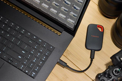 Ổ cứng di động SSD Sandisk Extreme Portable 1TB up to 2000MB/s SDSSDE70-1T00-G25 - Bảo hành 5 năm