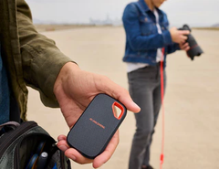 Ổ cứng di động SSD Sandisk Extreme Portable 1TB up to 2000MB/s SDSSDE70-1T00-G25 - Bảo hành 5 năm