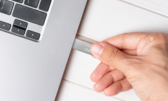 USB 3.2 KIOXIA TransMemory U366 64GB upto 100MB/s LU366S064GG4 - Bảo hành 5 năm