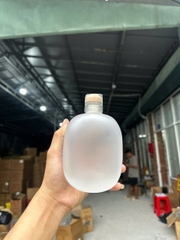 Chai thủy tinh trắng mờ