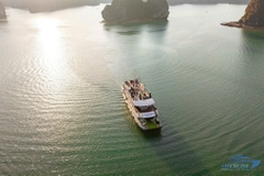 Lan Ha Bay full day tour - Cat Ba Dream Cruise 5-star