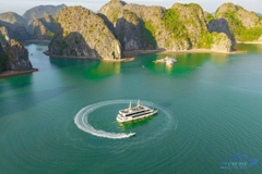Lan Ha Bay full day tour - Cat Ba Dream Cruise 5-star