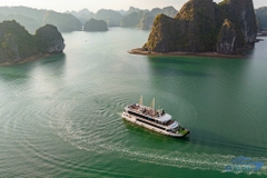 Lan Ha Bay full day tour - Cat Ba Dream Cruise 5-star