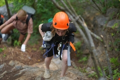 One Day Abseiling & Exploring Hang Vem Lake - Cat Ba