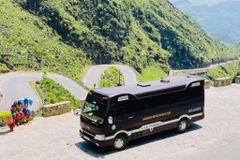 Hanoi to Ha Giang Bus | 13-Seater Limousine