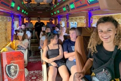 Hanoi to Ha Giang Bus | 13-Seater Limousine