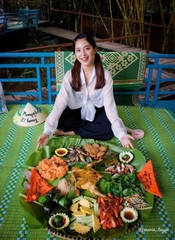 Quang Binh Day Tour: Discover Paradise Cave and Mooc Spring