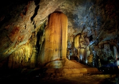 Quang Binh Tour 3 Days 2 Nights: Phong Nha Cave - Dark Cave - Paradise Cave - Mooc Spring