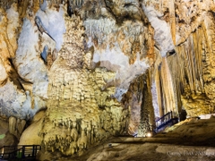 Quang Binh Day Tour: Discover Paradise Cave and Ozo Park