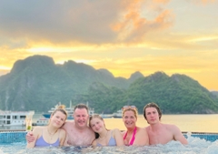 Dragon Bay Cruise | Ha Long Overnight Cruise 3 Days 2 Nights on Cruise