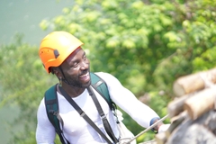 Half-Day Abseiling and Exploring Hang Vem Lake - Cat Ba