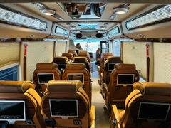 Bus Ha Long to Sapa | VIP Cabin + Limousine