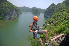 One Day Abseiling & Exploring Hang Vem Lake - Cat Ba