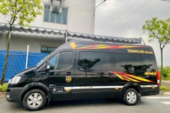 Limousine Ninh Binh to Hanoi - VIP Limousine 11 seaters