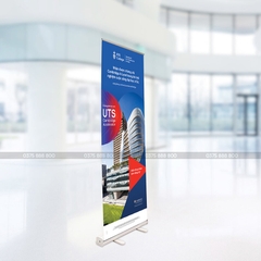 Standee Cuốn Nhựa