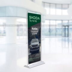 Standee Giá Treo Kiểu Cửa Đế Sắt