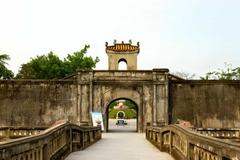 From Hue: DMZ Deluxe Group Tour