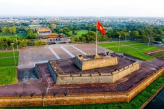 From Hoi An/ Da Nang: Hai Van Pass & Hue City Explore Full Day Tour