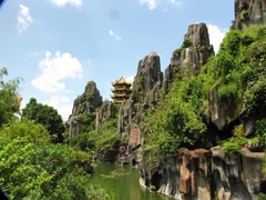 From Hoi An/ Da Nang: Marble Mountains – Monkey Mountain – Am Phu Cave – Da Nang By Night And Cruise