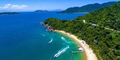 From Hoi An/ Da Nang To Marble Mountain-Monkey Mountain & Hai Van Pass by Motorbike (Private Tour)